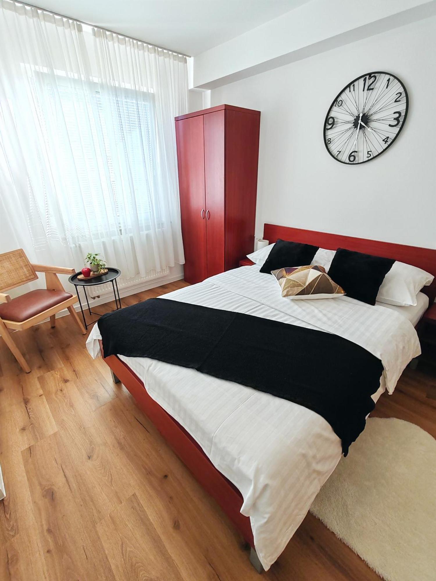Lucky Center Ljubljanaアパートメント エクステリア 写真