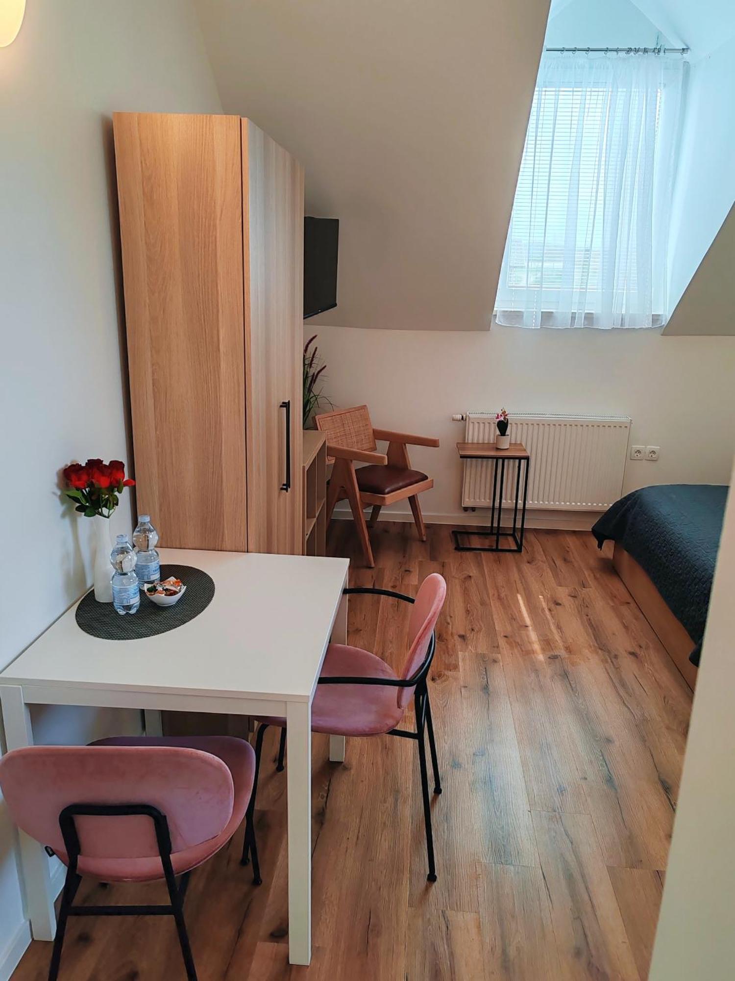 Lucky Center Ljubljanaアパートメント エクステリア 写真